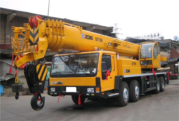 阿坝吊车出租选择重点