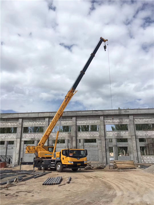阿坝吊装作业前会做设备检查吗？安全保障措施有哪些？
